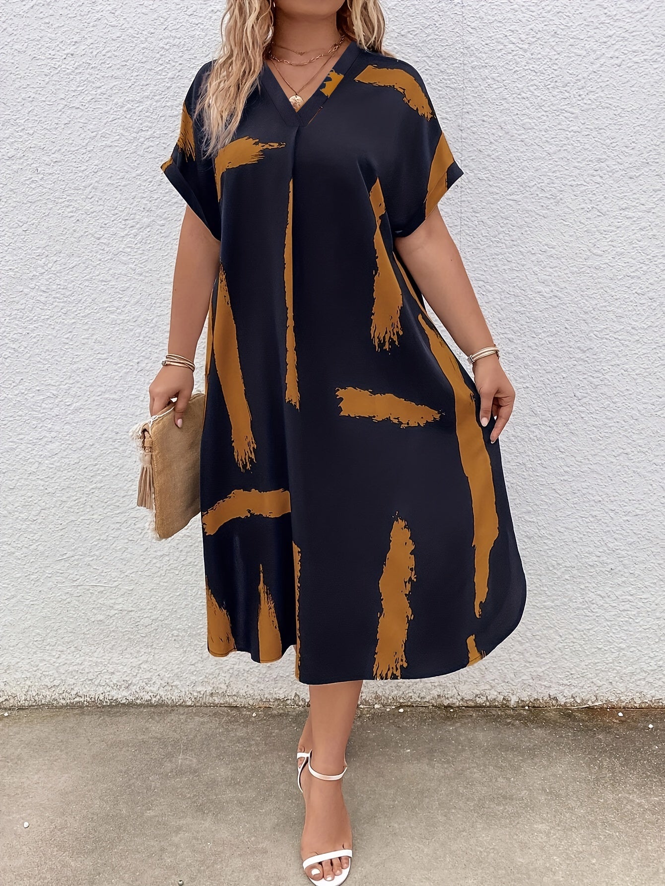 Atelier Élégance™ | Charissa Robe Plus Size
