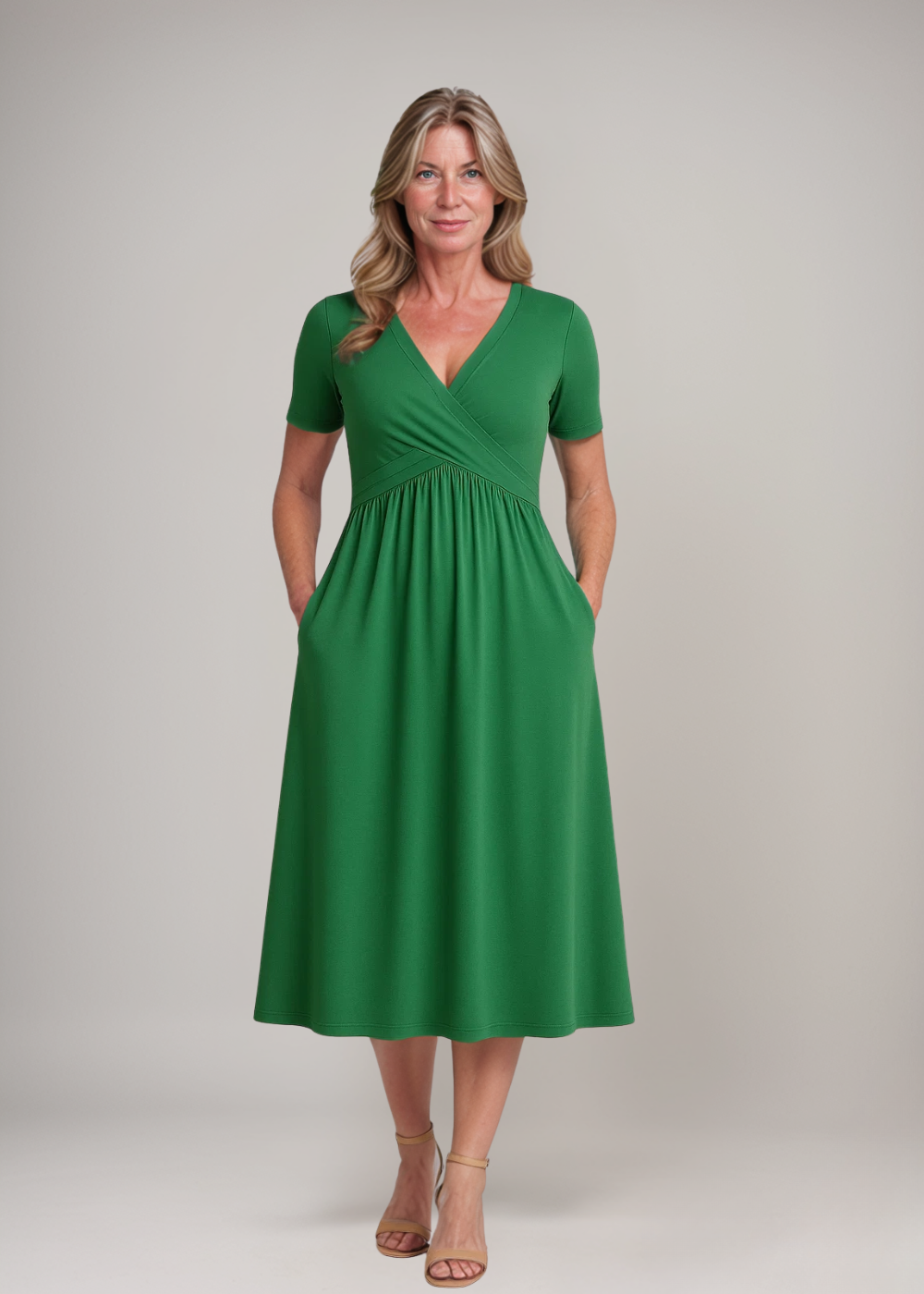 Atelier Élégance™ | Robe midi à décolleté en V