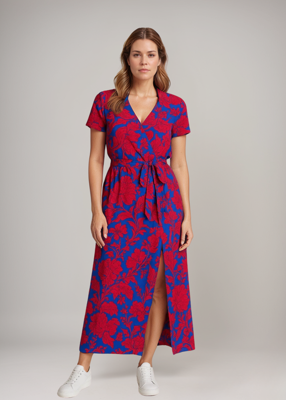 Atelier Élégance™ | Robe portefeuille avec une touche estivale