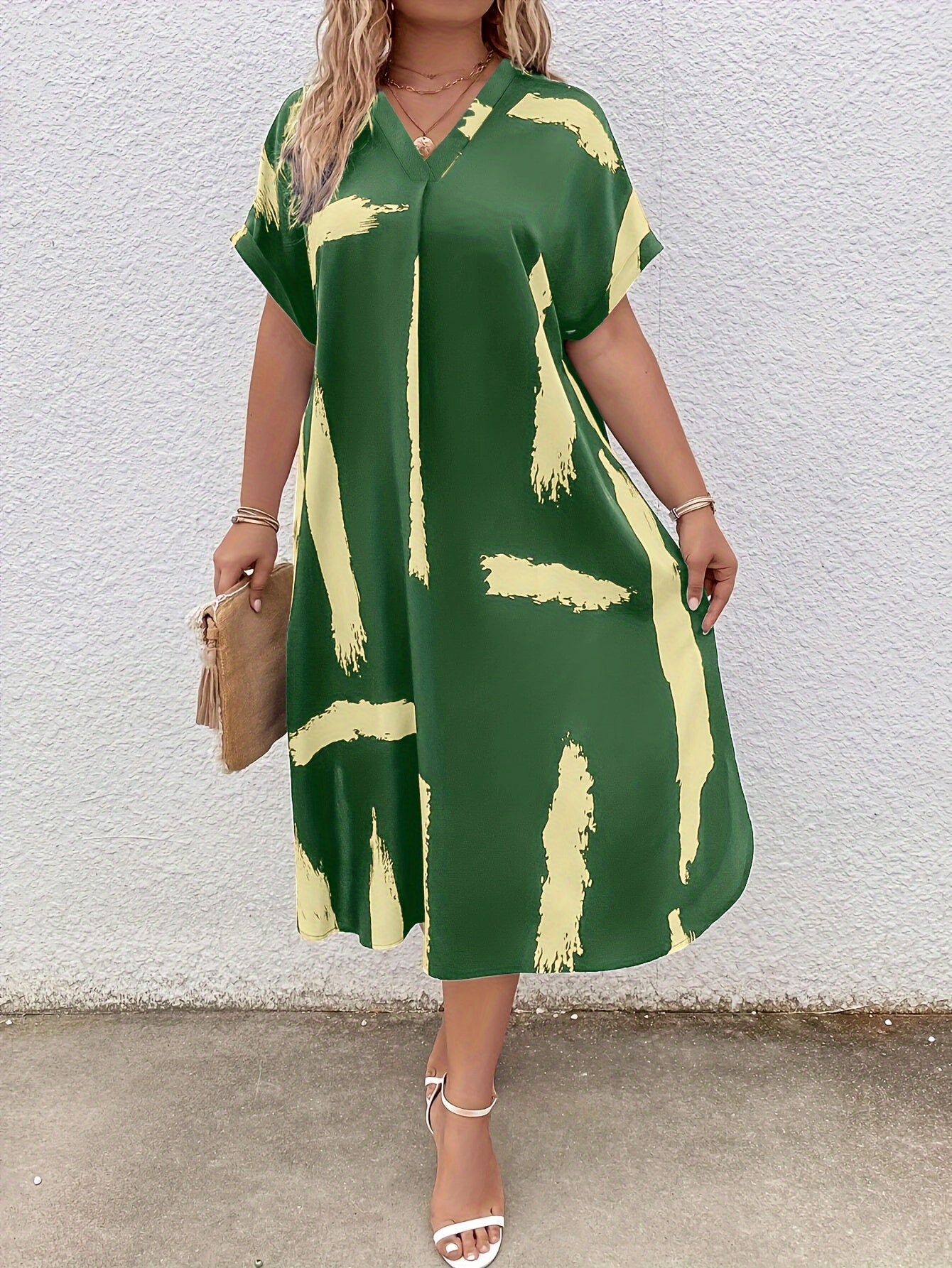 Atelier Élégance™ | Charissa Robe Plus Size