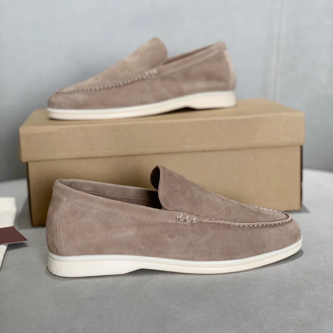 Atelier Élégance™ | Mocassins en daim chic