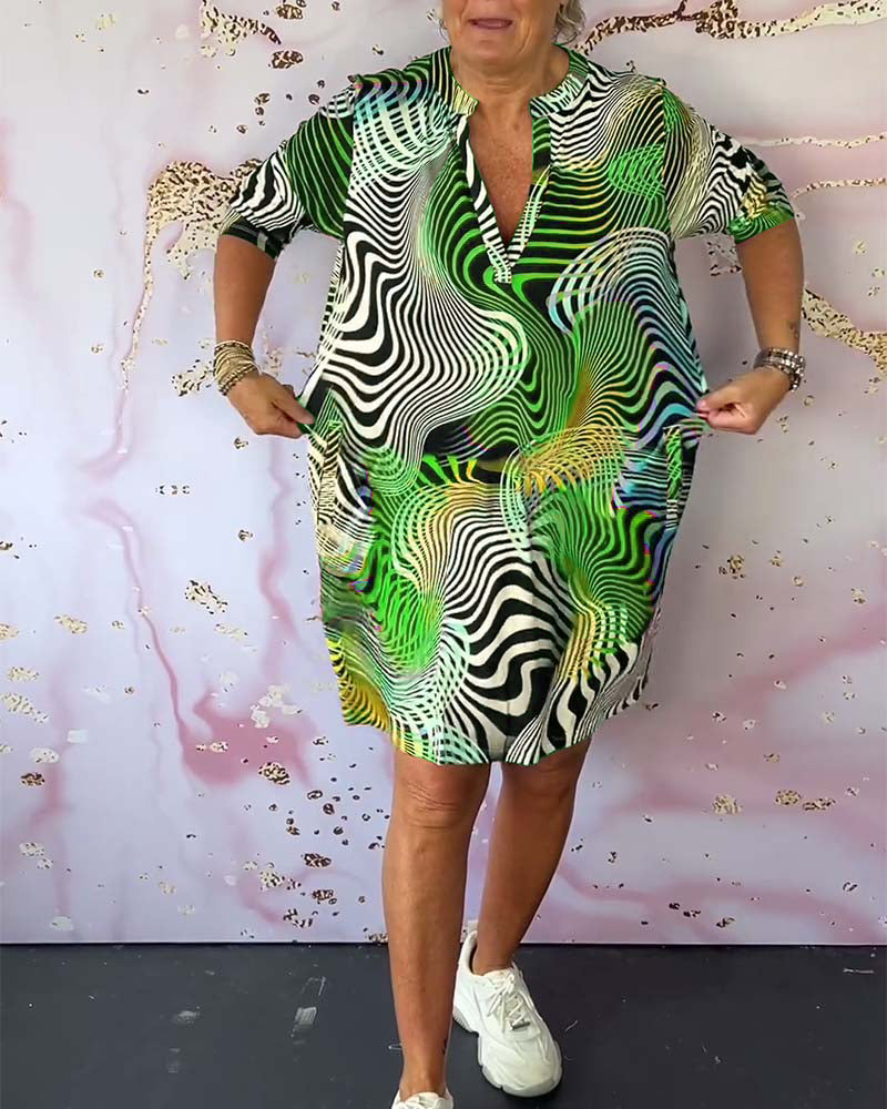 Atelier Élégance™ | Robe à illusion optique et coupe T-shirt