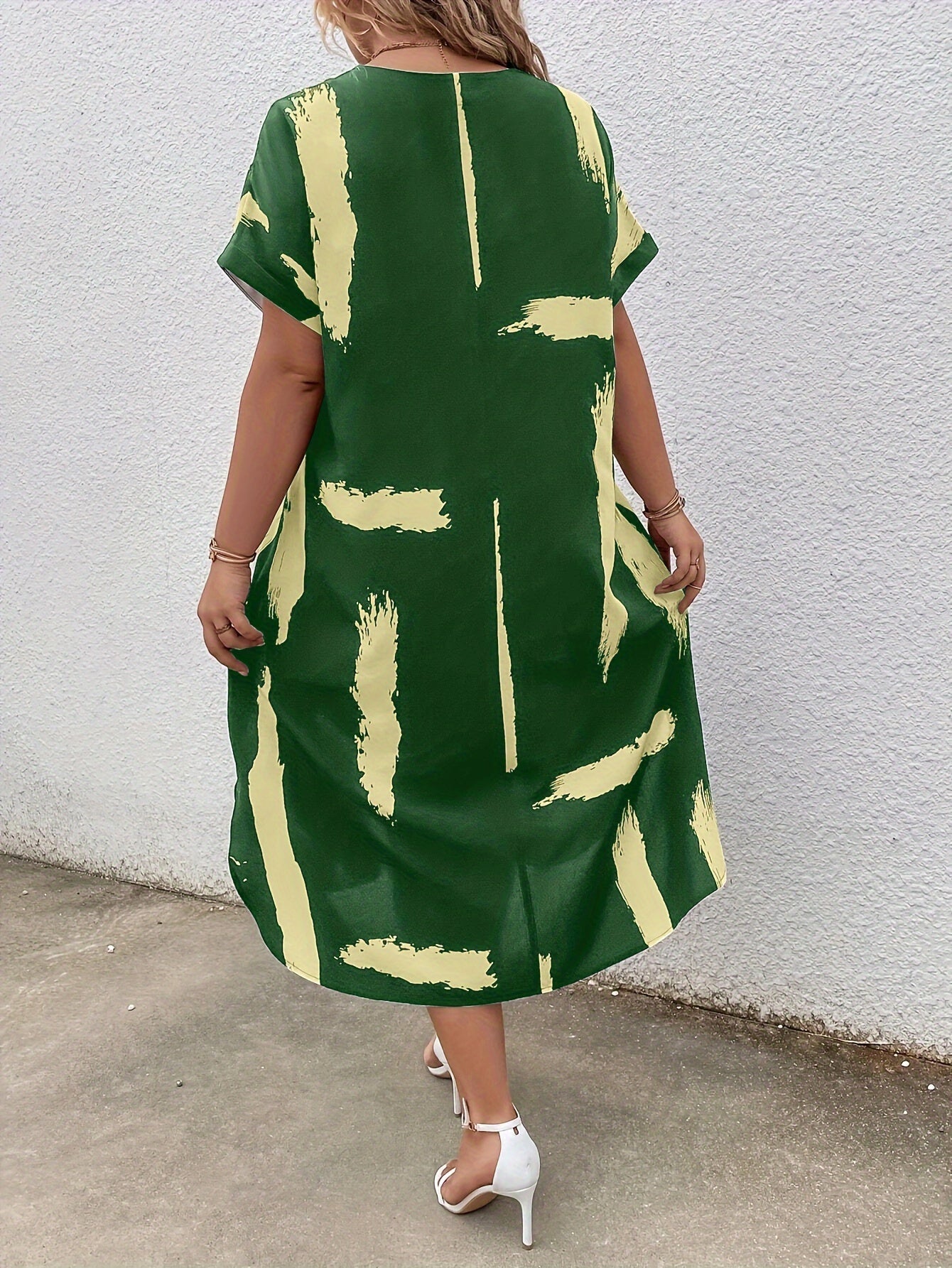 Atelier Élégance™ | Charissa Robe Plus Size