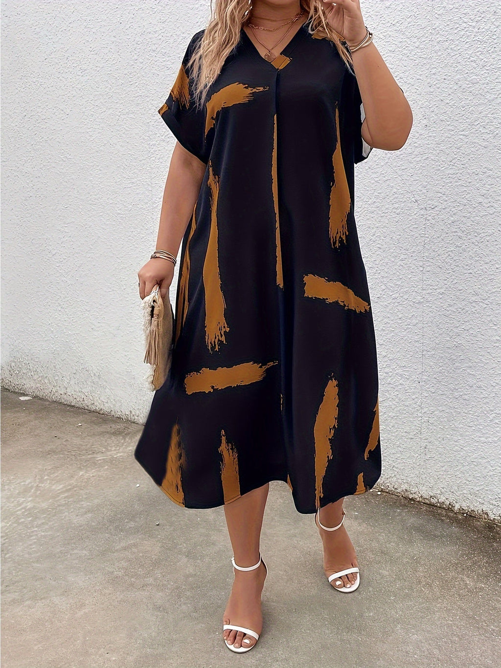 Atelier Élégance™ | Charissa Robe Plus Size