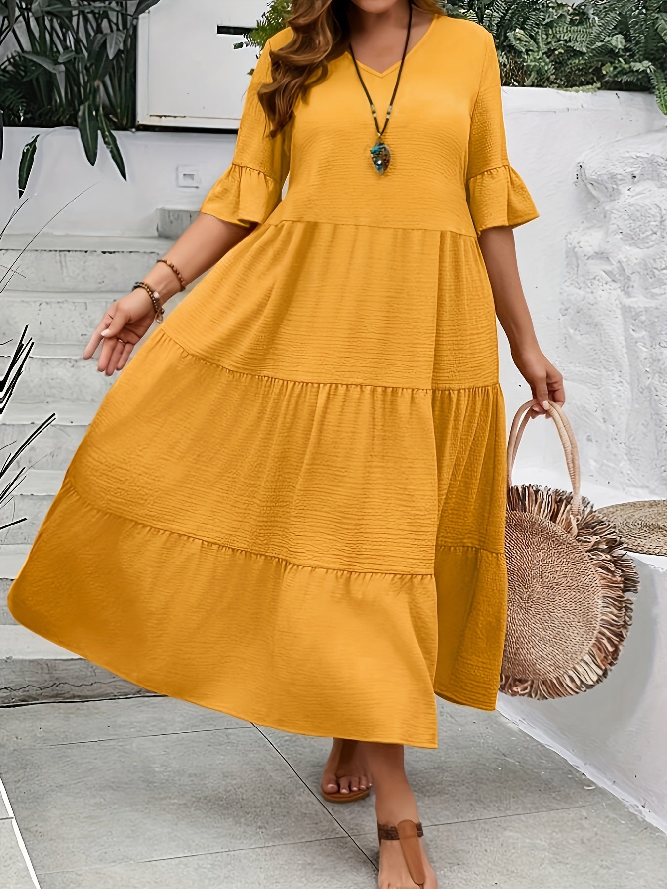 Atelier Élégance™ | Nena robe col en V Plus Size