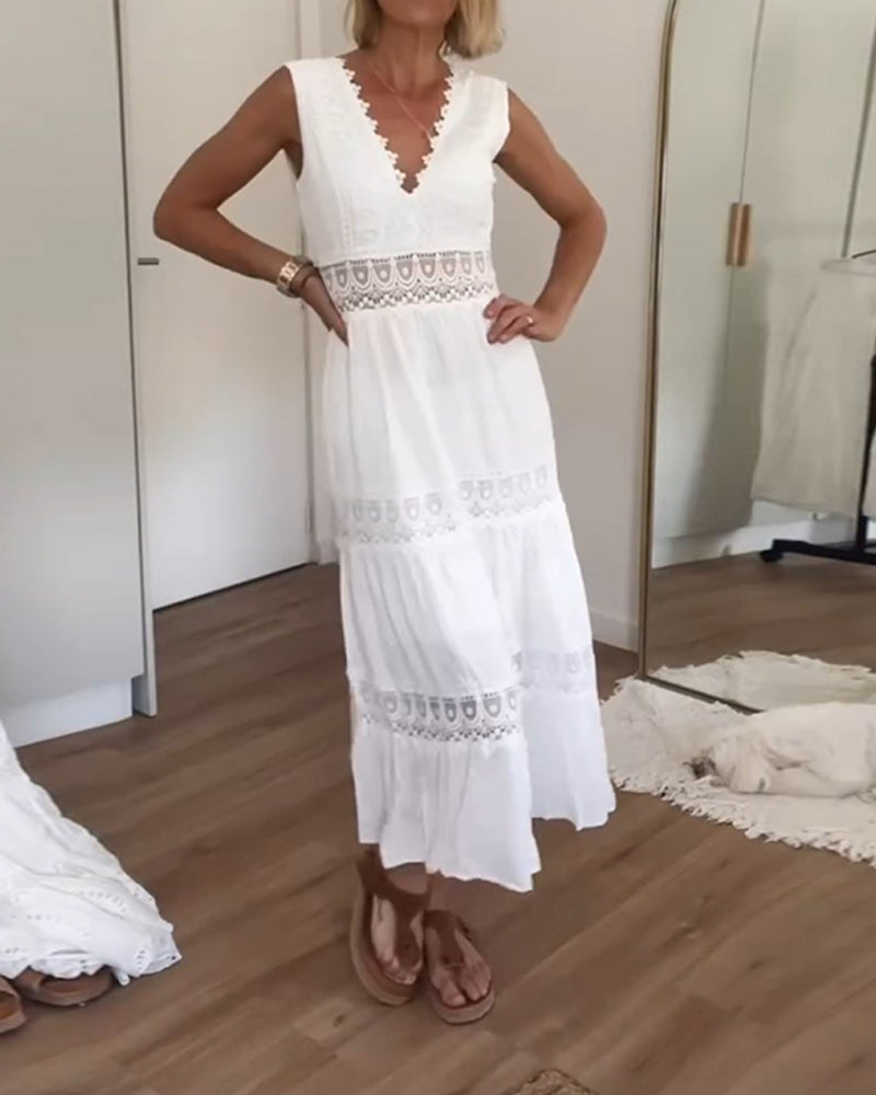 Atelier Élégance™ | Aurélie robe en Dentelle Élégante avec Décolleté en V