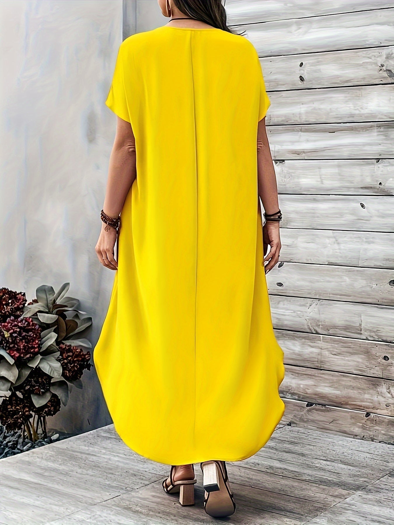 Atelier Élégance™ | Hailey Robe col en V taille plus