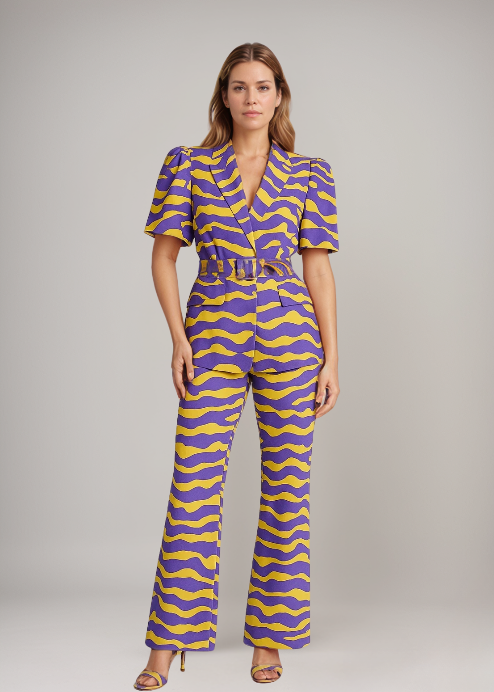 Atelier Élégance™ | Costume Power en style Pop-Art