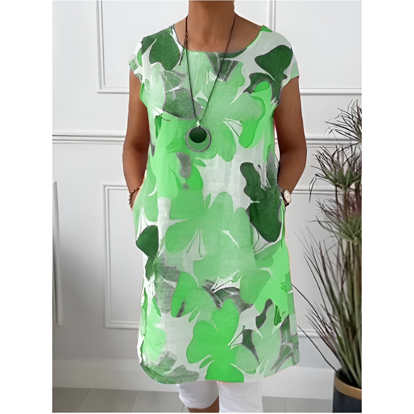 Atelier Élégance™ | Robe tunique décontractée avec une touche florale