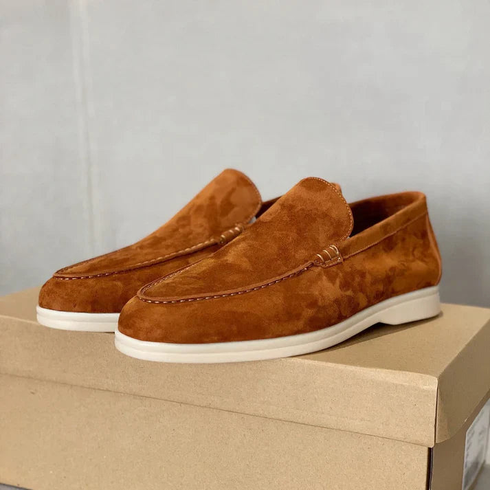 Atelier Élégance™ | Mocassins en daim chic