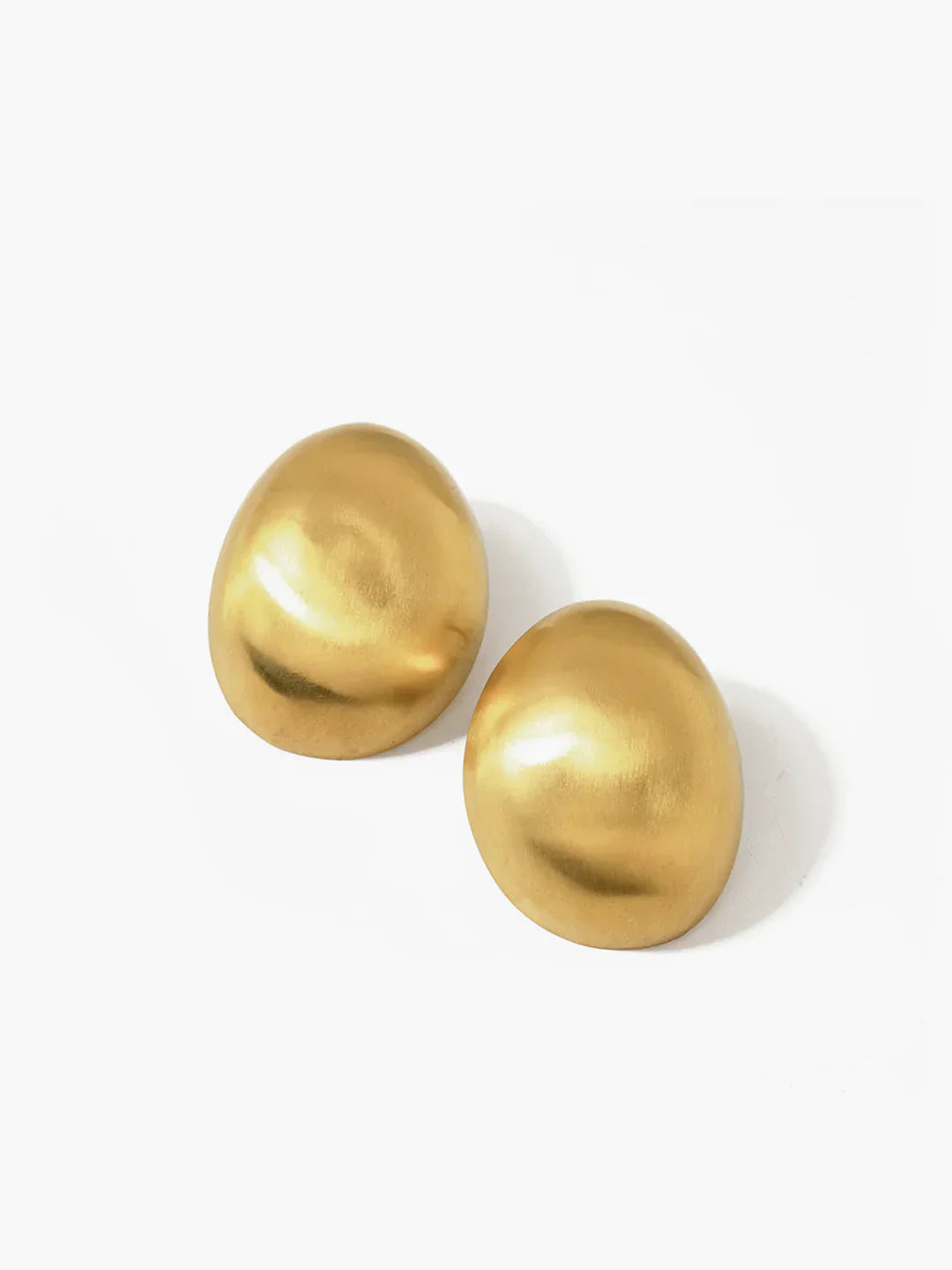 Atelier Élégance™ | Boucles d'oreilles en acier brossé toujours élégantes