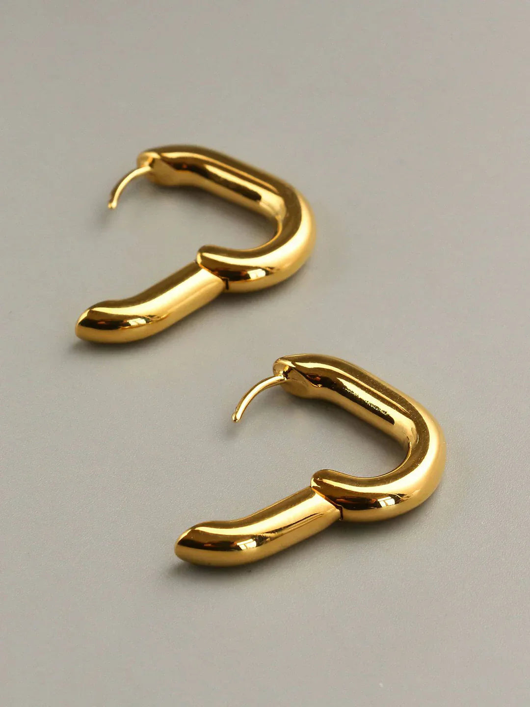 Atelier Élégance™ | Boucles d'oreilles en danse carrée