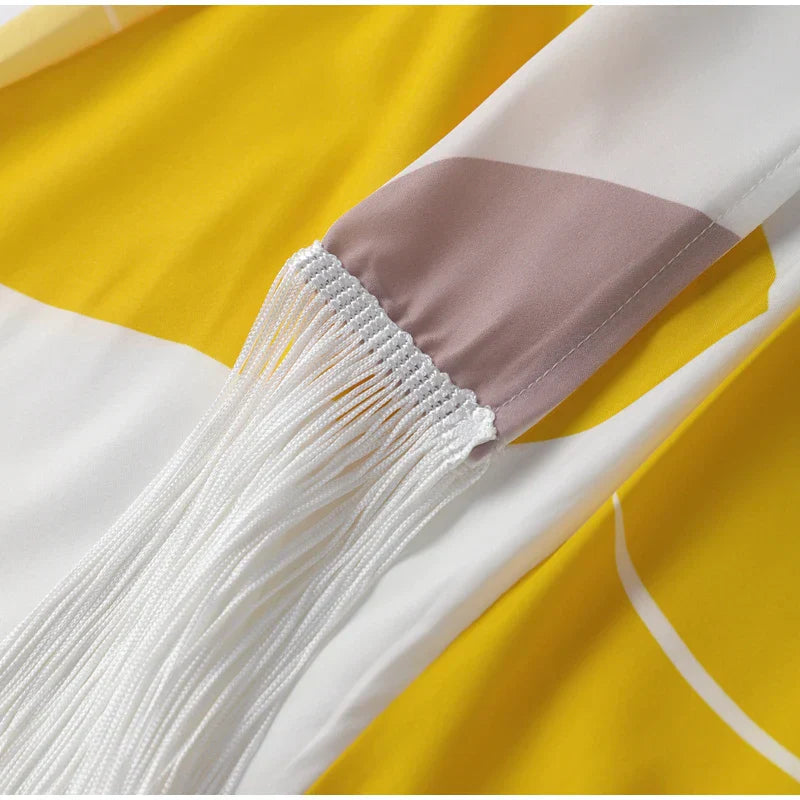 Atelier Élégance™ | Robe en satin avec manches bouffantes