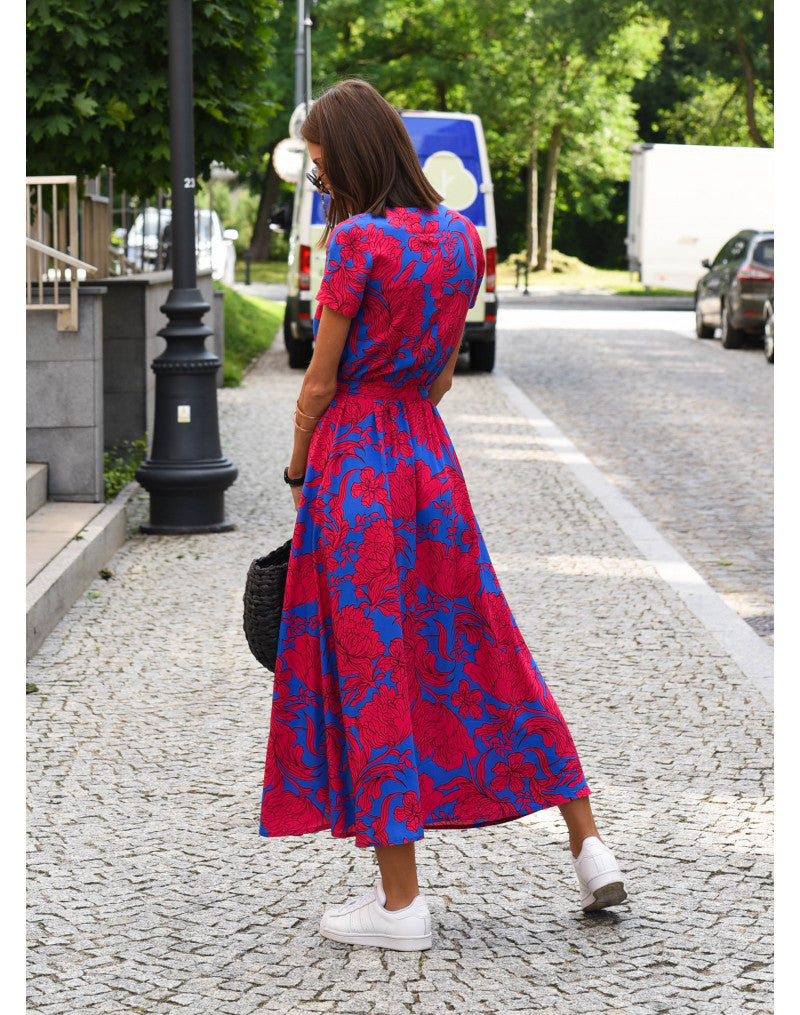 Atelier Élégance™ | Robe portefeuille avec une touche estivale