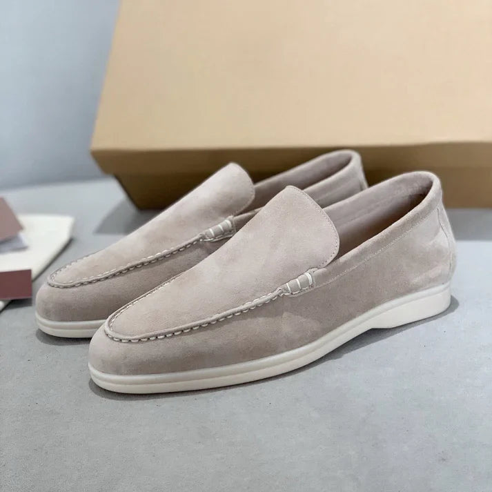 Atelier Élégance™ | Mocassins en daim chic