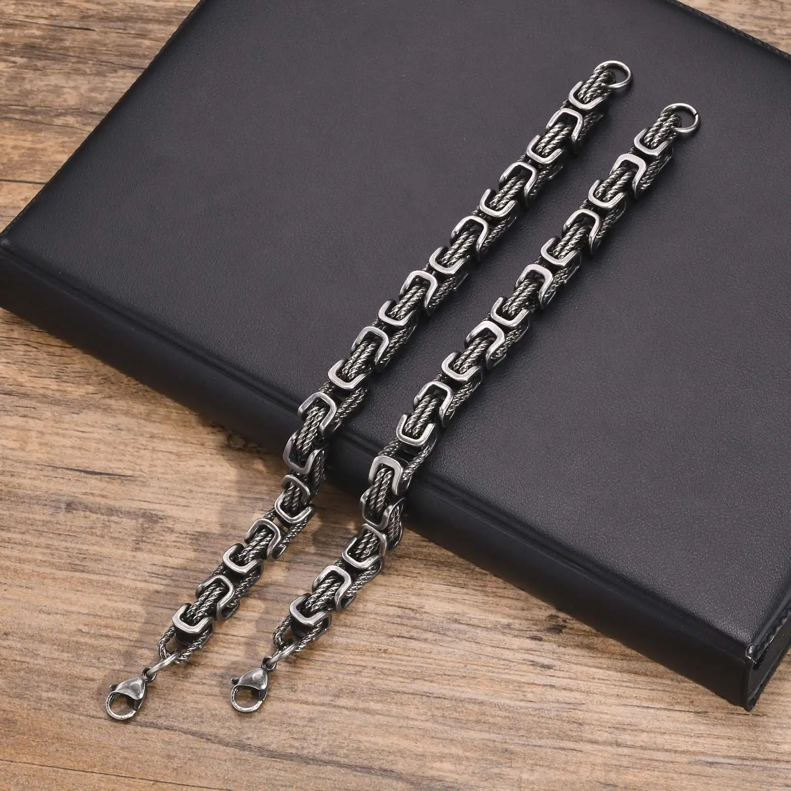 Atelier Élégance™ | Bracelet en chaîne forgée