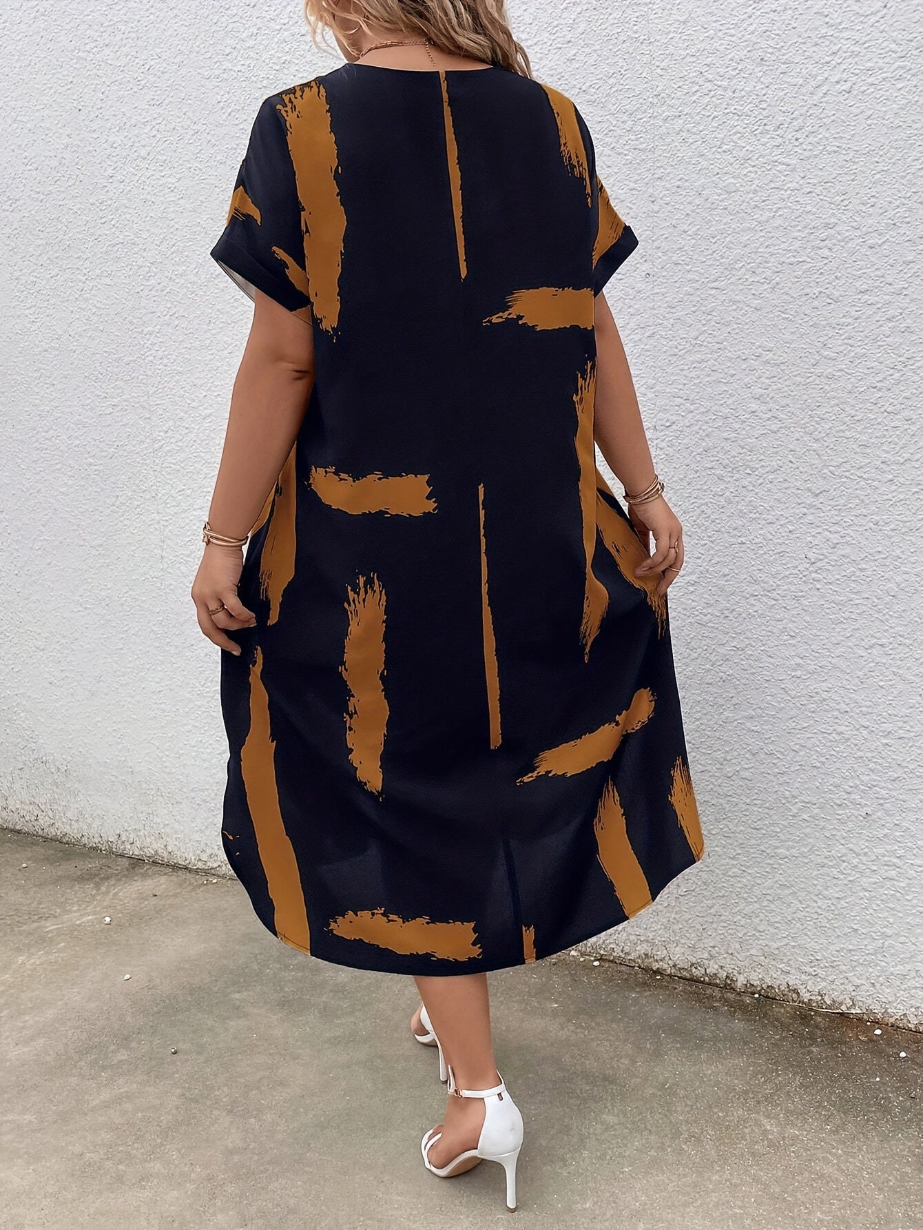 Atelier Élégance™ | Charissa Robe Plus Size