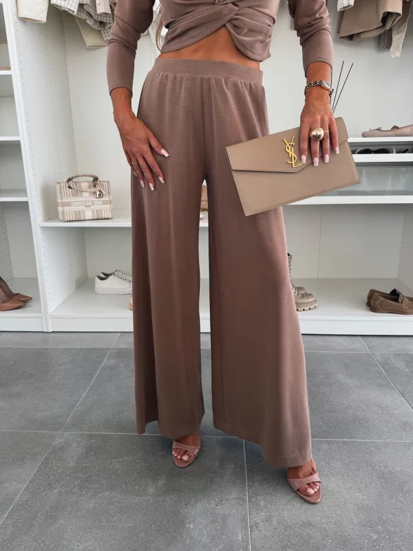 Atelier Élégance™ | Ensemble à deux pièces avec twist