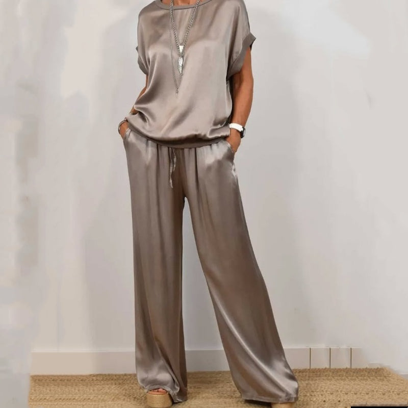 Atelier Élégance™ | Ensemble Lounge Satin